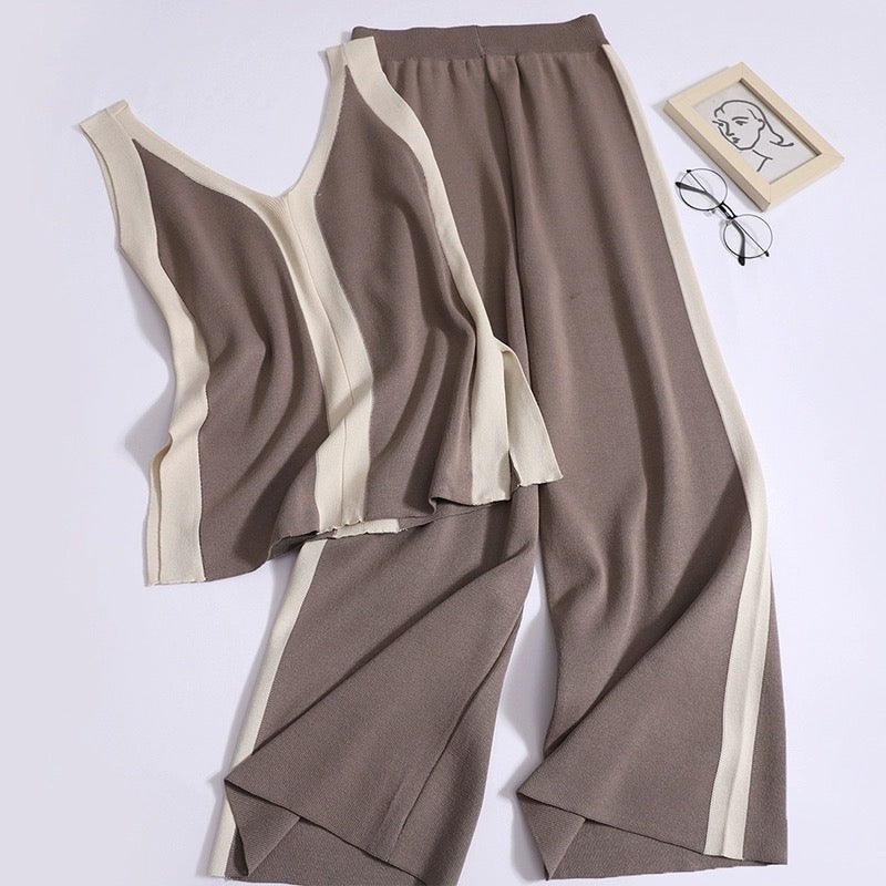 Two Tones Sleeveless Knitted Pants Coordinates