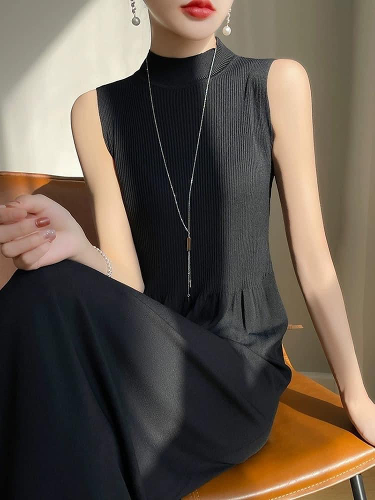 Crewneck Knitted Maxi Dress