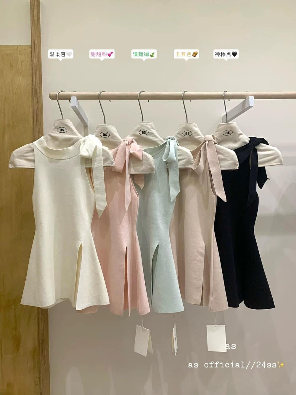 Halter Peplum Knit Top