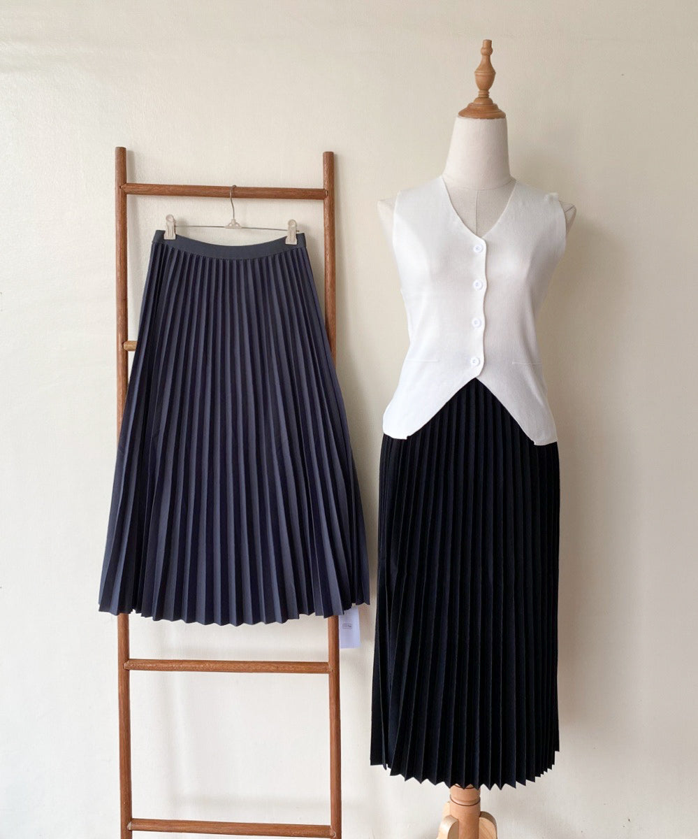 Pleated Skirt