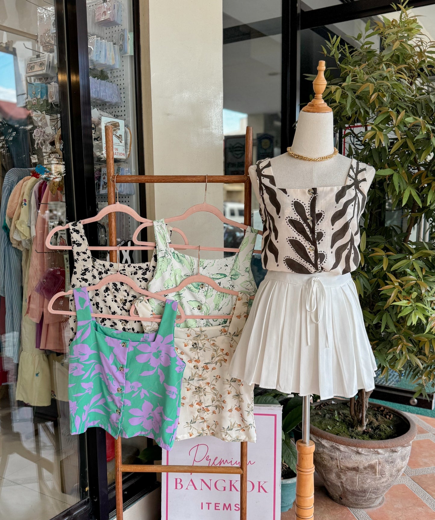 Boxy Flora Top