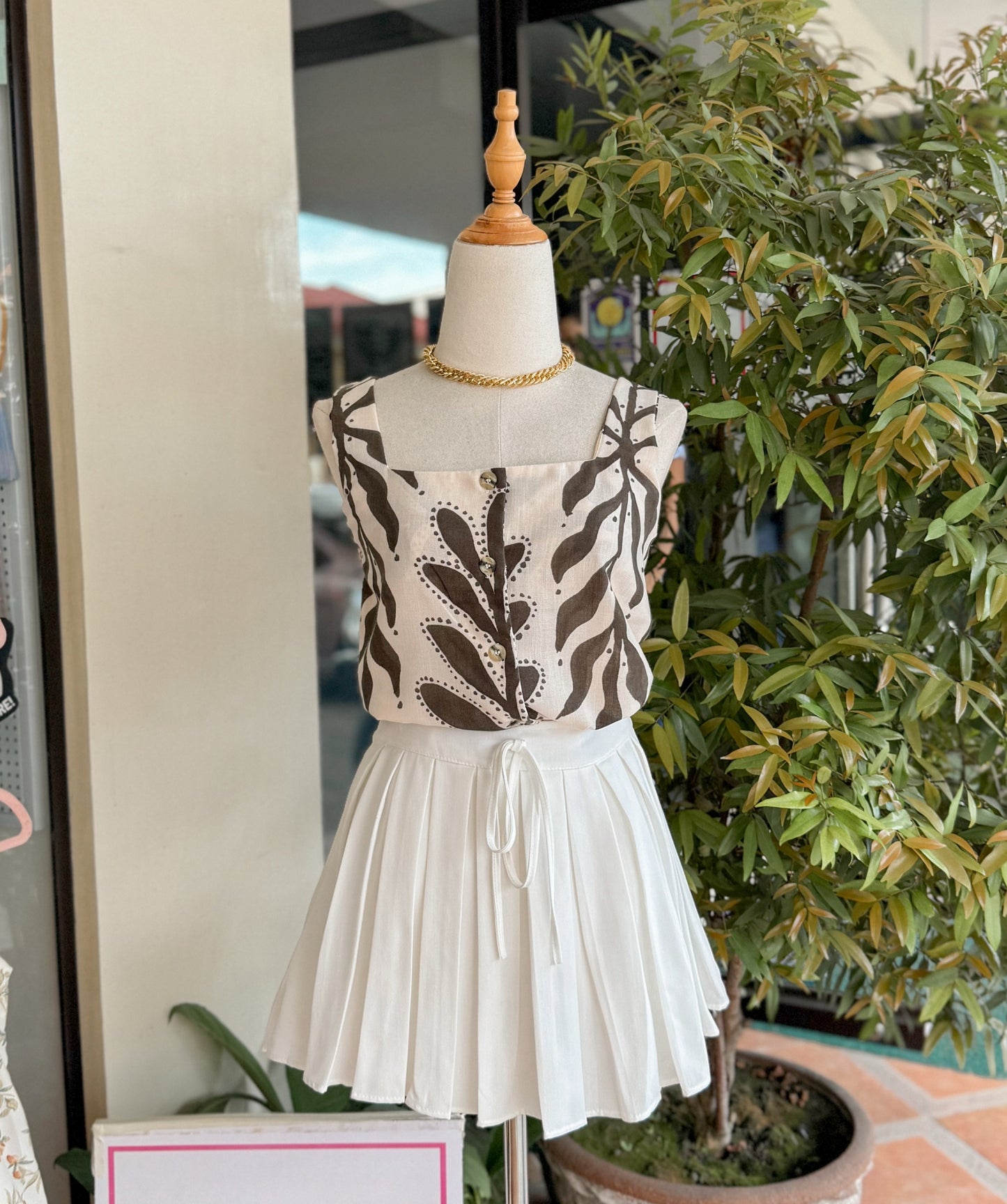 Boxy Flora Top