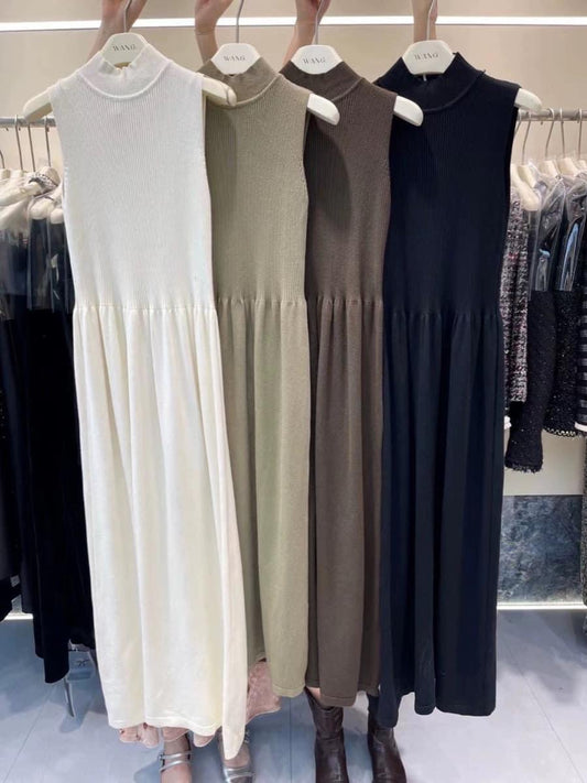 Crewneck Knitted Maxi Dress